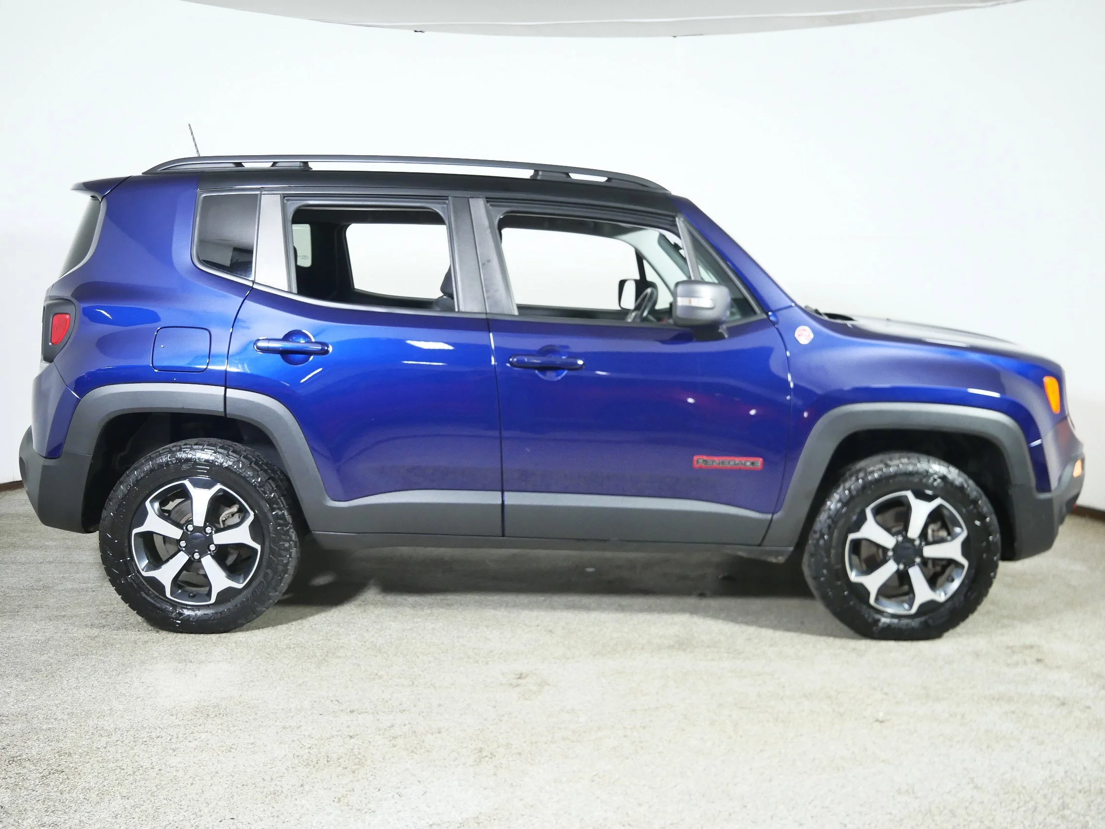 2021 Jeep Renegade Trailhawk - Photo 8