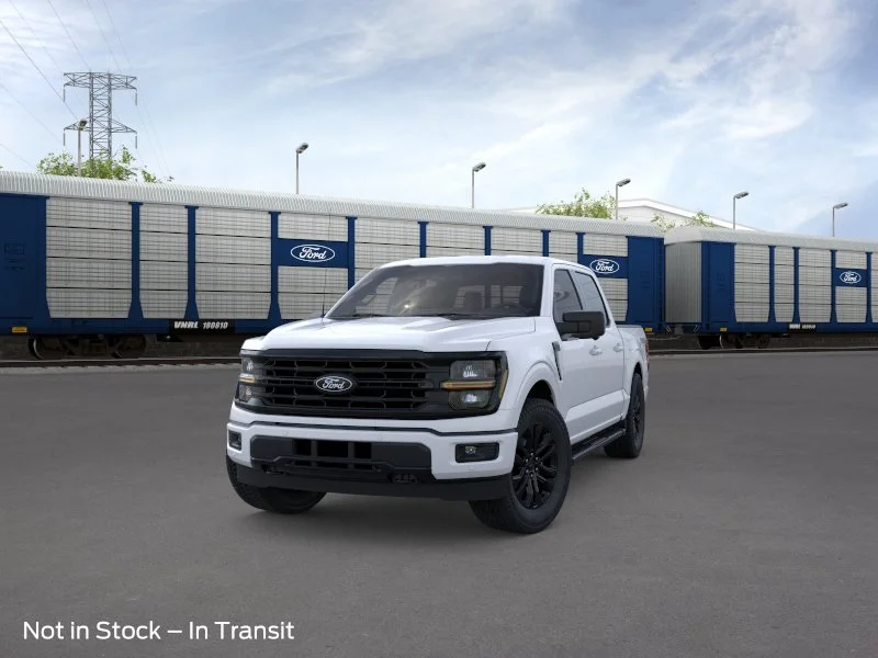New 2026 Oxford White Ford XLT image 2