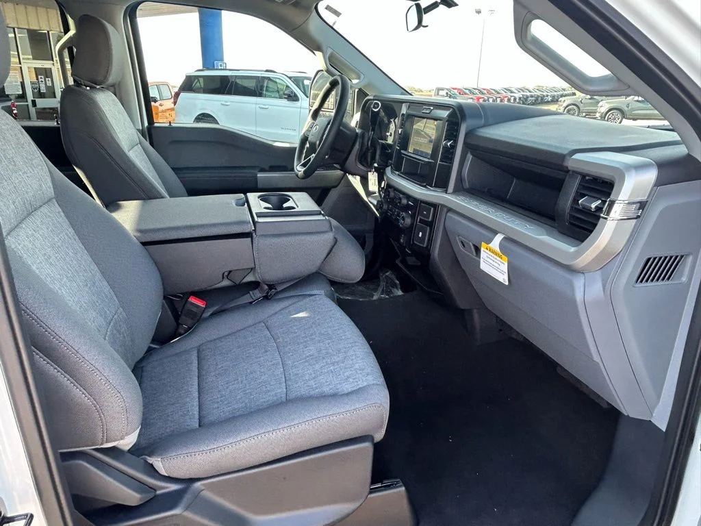 New 2026 Oxford White Ford F-250® XL image 22