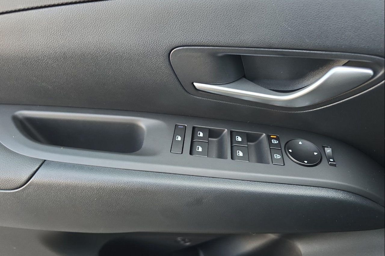New 2026 Black Hyundai SEL image 10