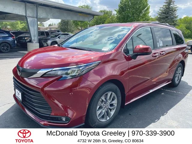 2026 Toyota Sienna XLE 7-Passenger Hybrid AWD's photo