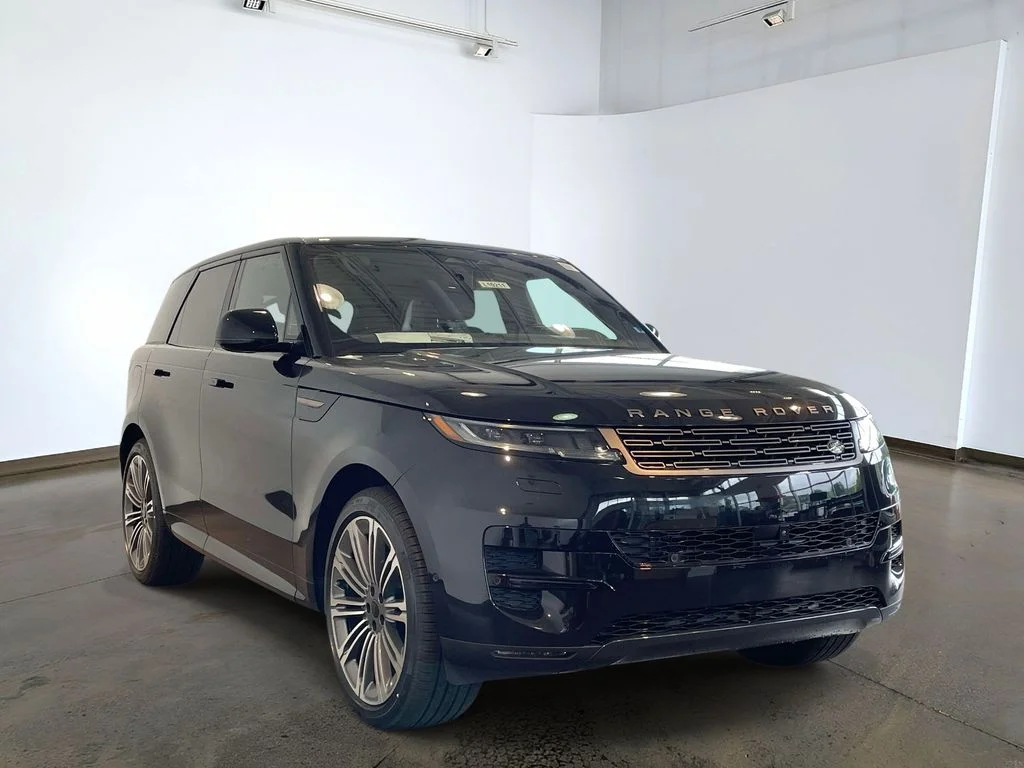 New 2026 Santorini Black Land Rover SE image 3