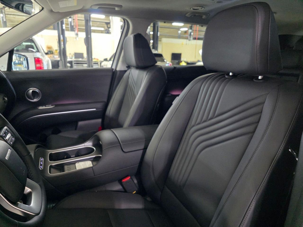 New 2026 Creamy White Pearl Hyundai SEL Premium AWD image 24
