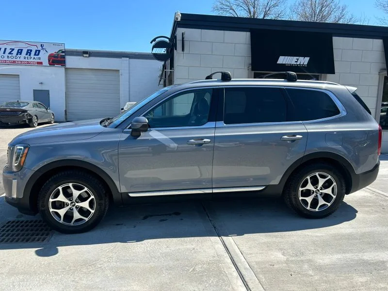 Used 2020 Blue Kia EX Sport Utility 4D image 9