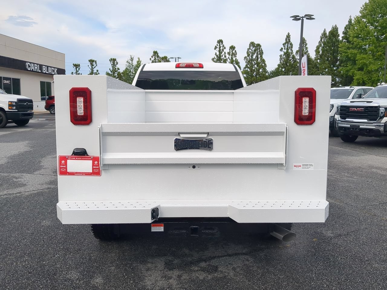 New 2026 Summit White GMC Pro image 7