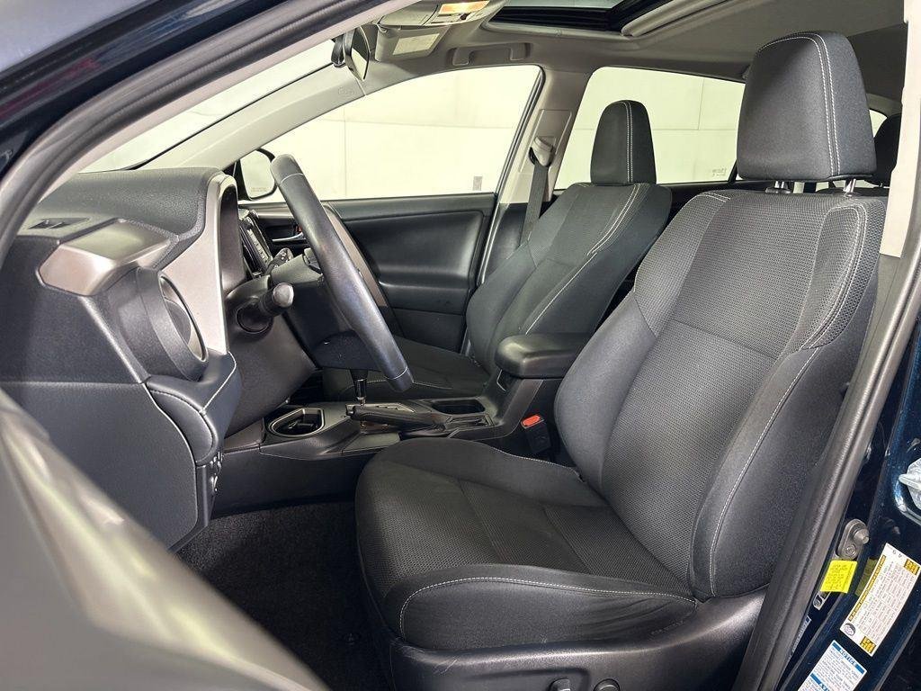 Used 2018 Aqua Toyota XLE image 16