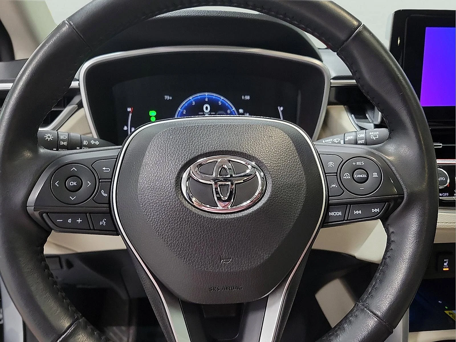 Certified Used 2023 Silver Toyota XLE image 17