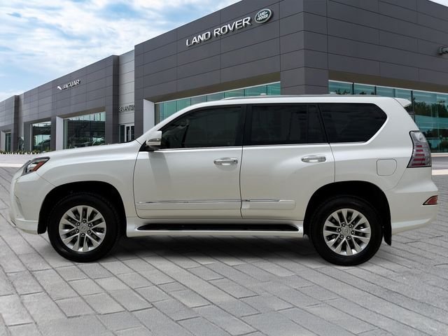 Used 2019  Lexus 460 image 2