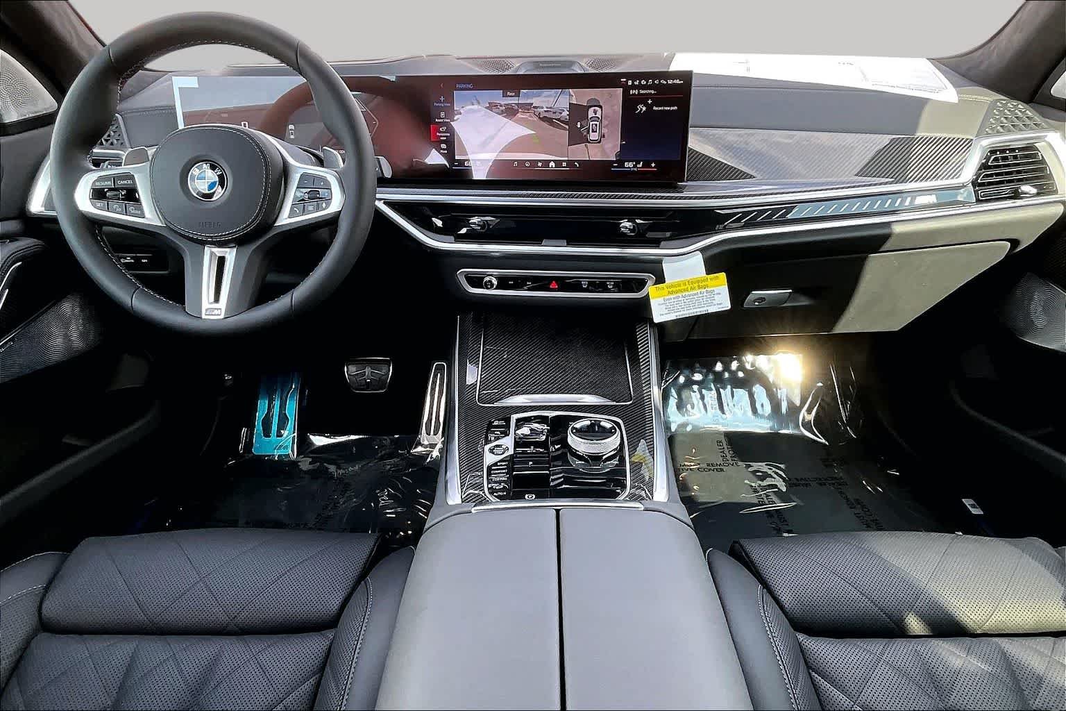 New 2026 Alpine White BMW M60i image 5