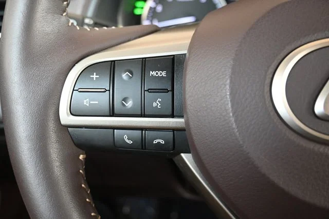 Used 2019 White Lexus 350 image 27