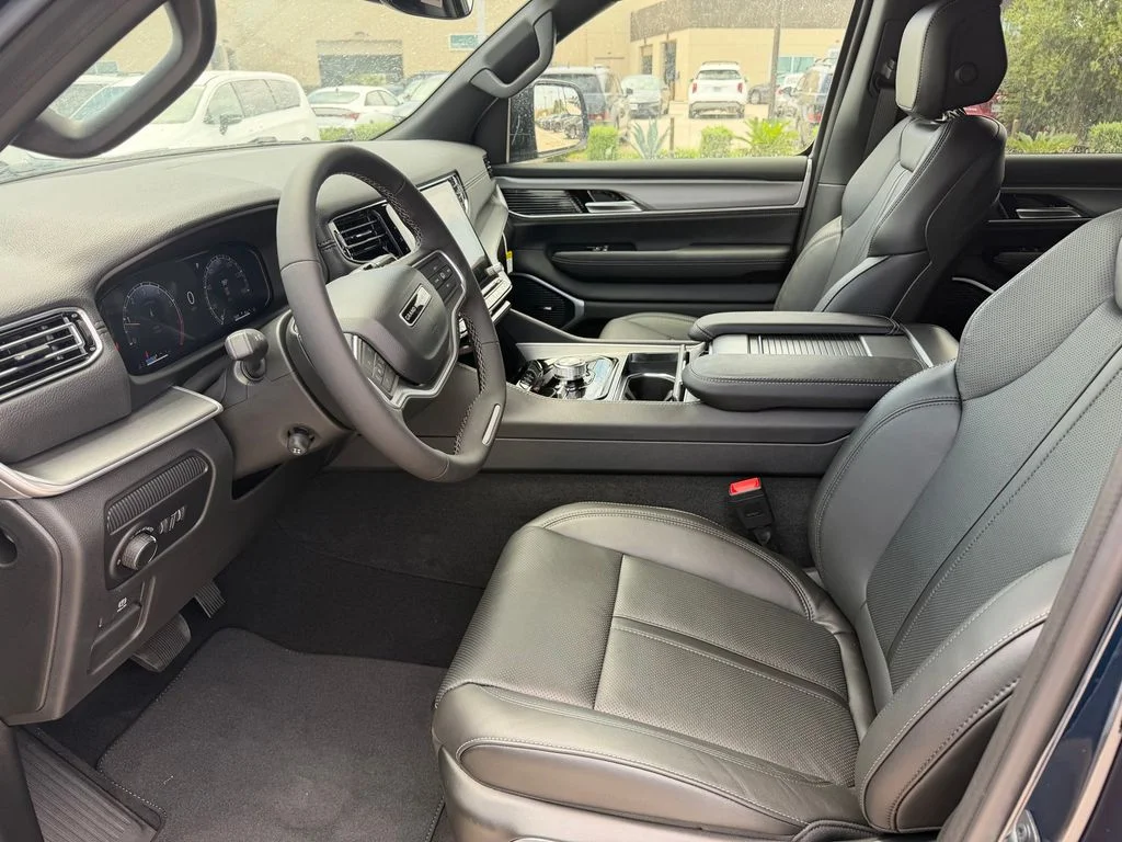 New 2026 Fathom Blue Pearlcoat Jeep  image 12