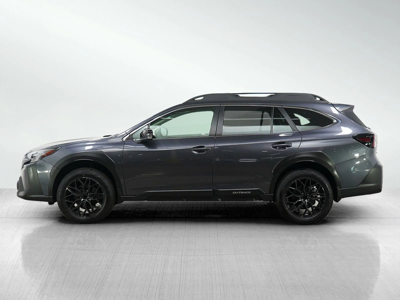 Used 2025 Subaru Outback Limited with VIN 4S4BTANC7S3139242 for sale in Roseville, Minnesota