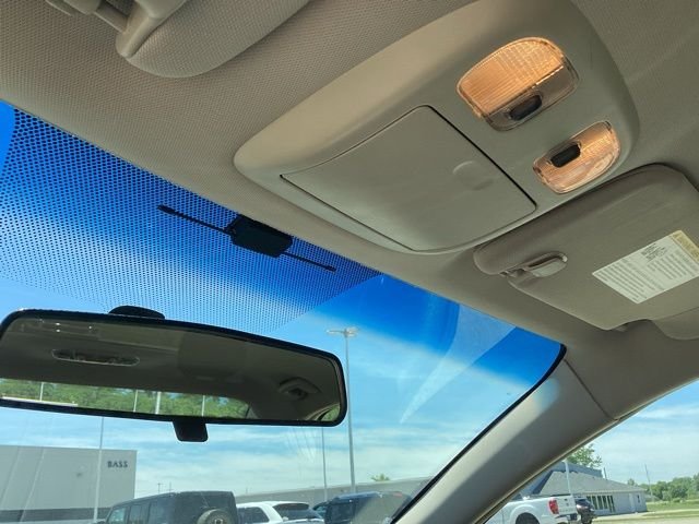 Used 2012 Blue Ford SE image 28