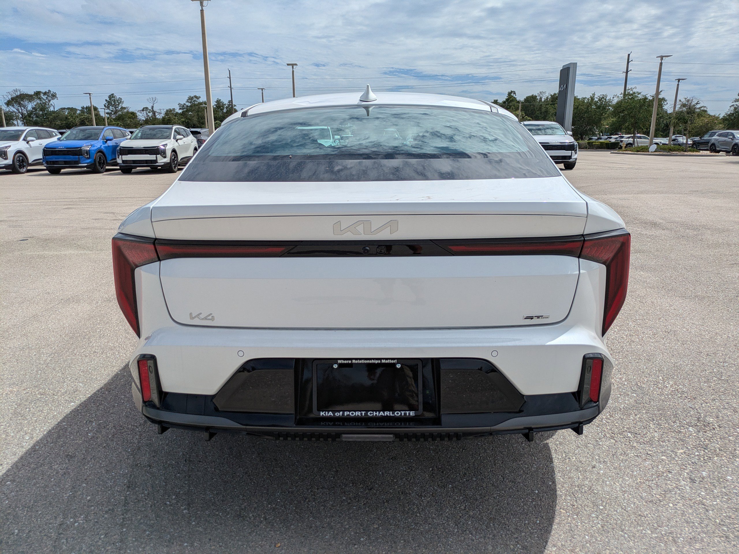 New 2026 Snow White Pearl Kia GT-Line Turbo image 5