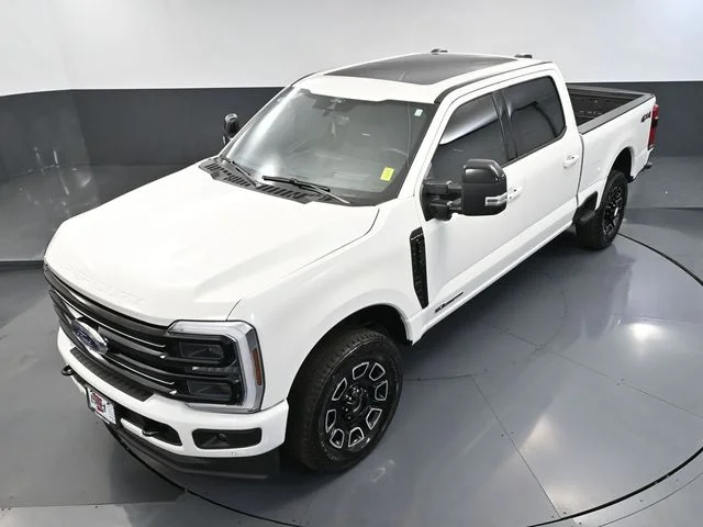2025 Ford F-250 Super Duty Platinum - Photo 63