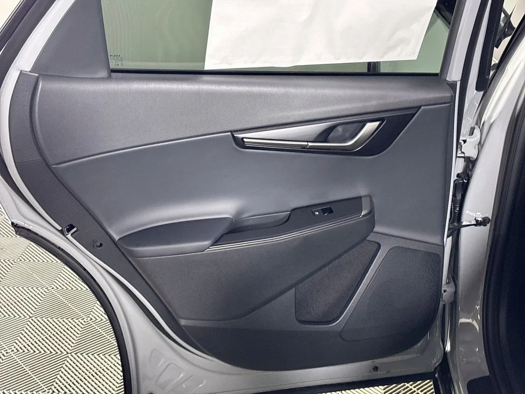 New 2026 Wolf Gray Kia WIND image 19