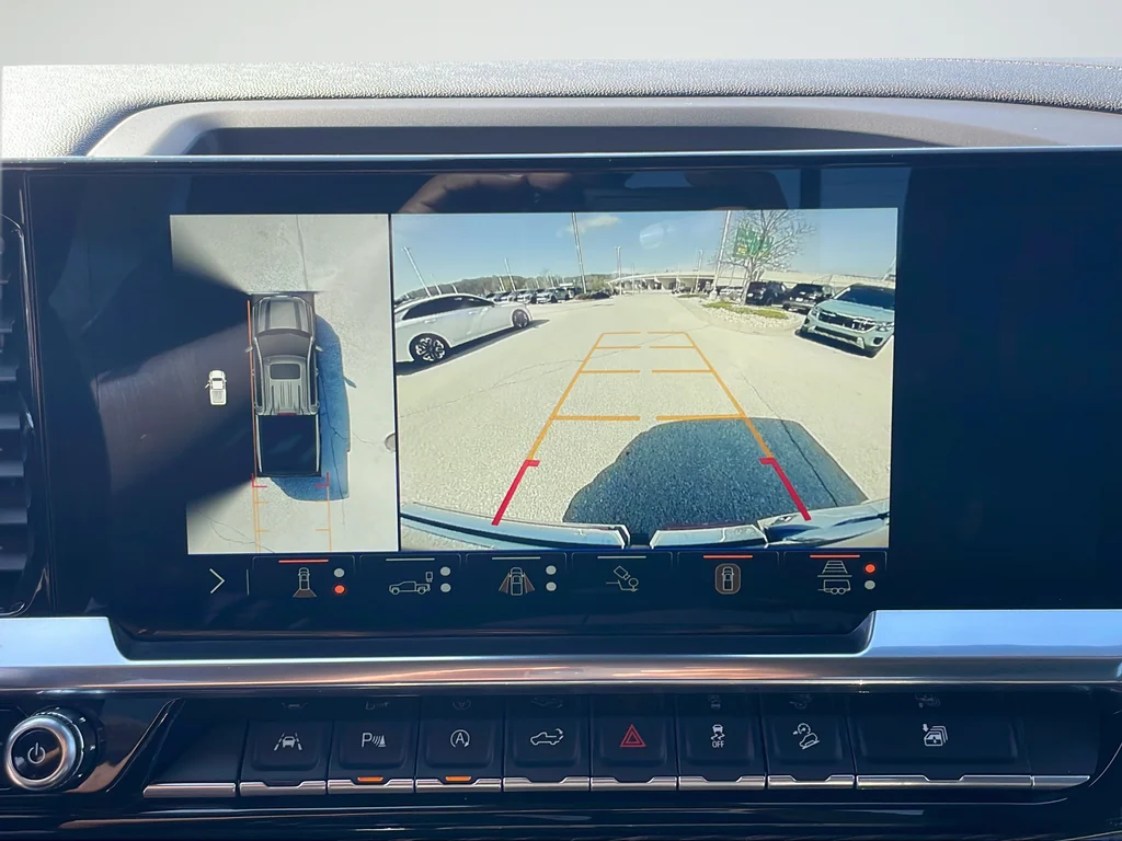 Used 2025 Black GMC Elevation image 26