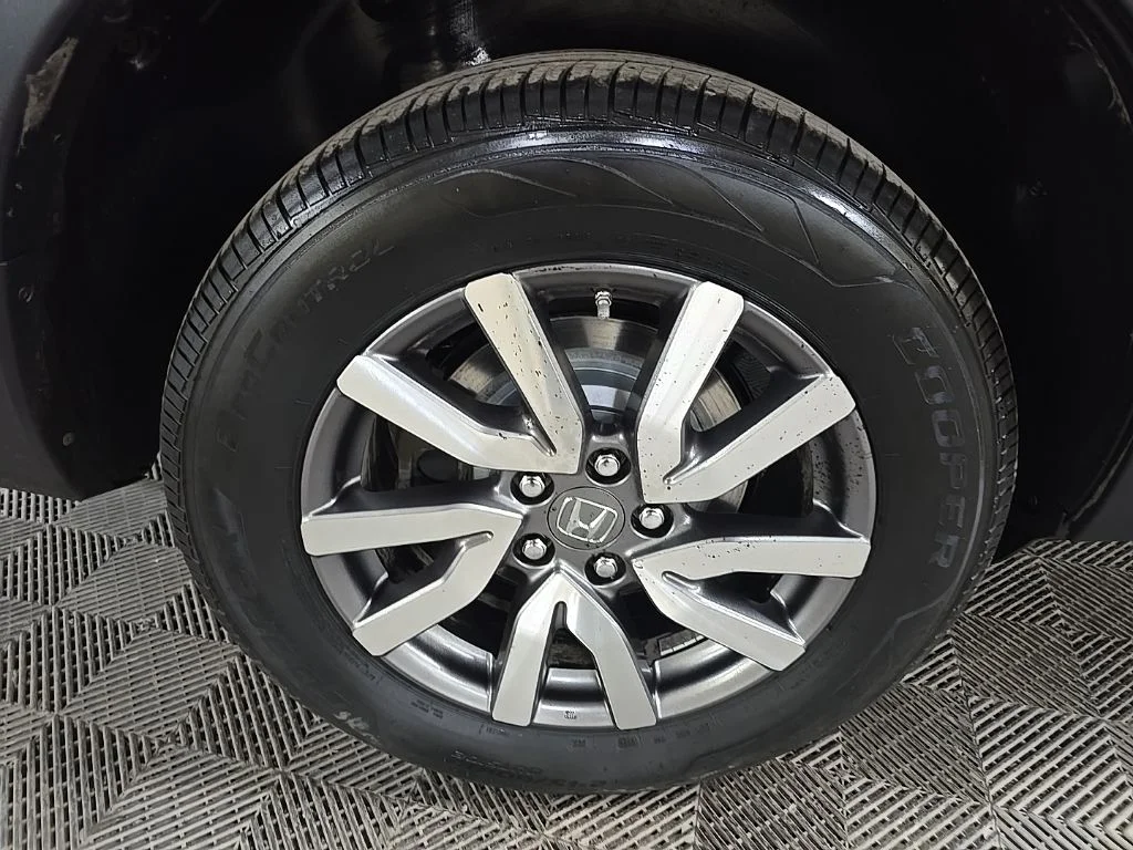Used 2022 Gray Honda EX-L image 14