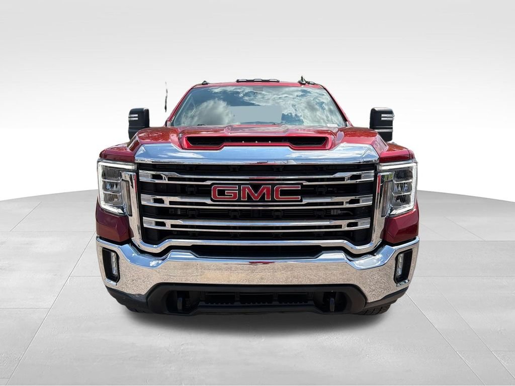 Used 2022 Red GMC SLE image 9