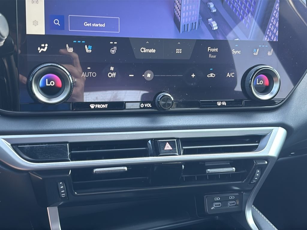 2024 Lexus RX 350 - Photo 28