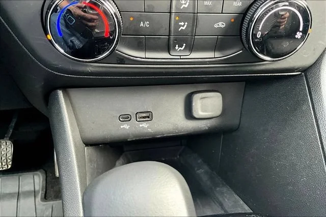 2024 Buick Encore GX Preferred - Photo 16