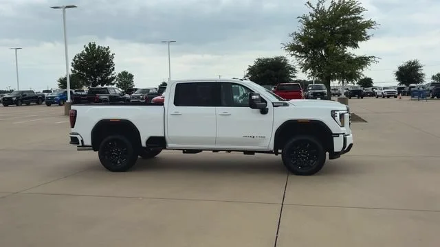 2026 GMC Sierra 2500HD AT4 - Photo 9