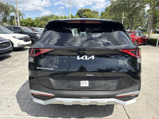 2025 Kia Sportage EX - Photo 24