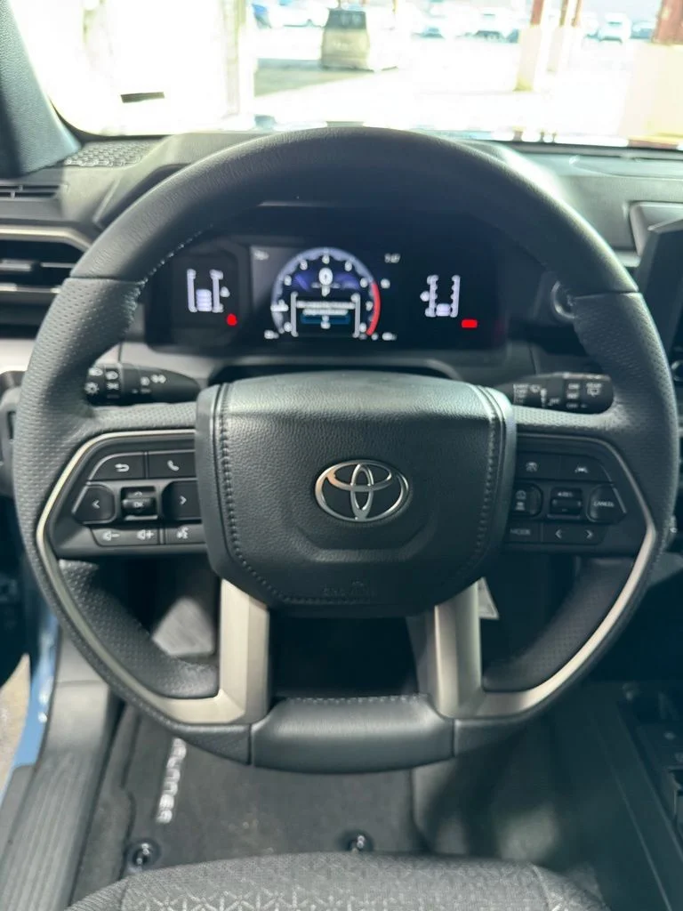 New 2026 Blue Toyota SR5 image 37
