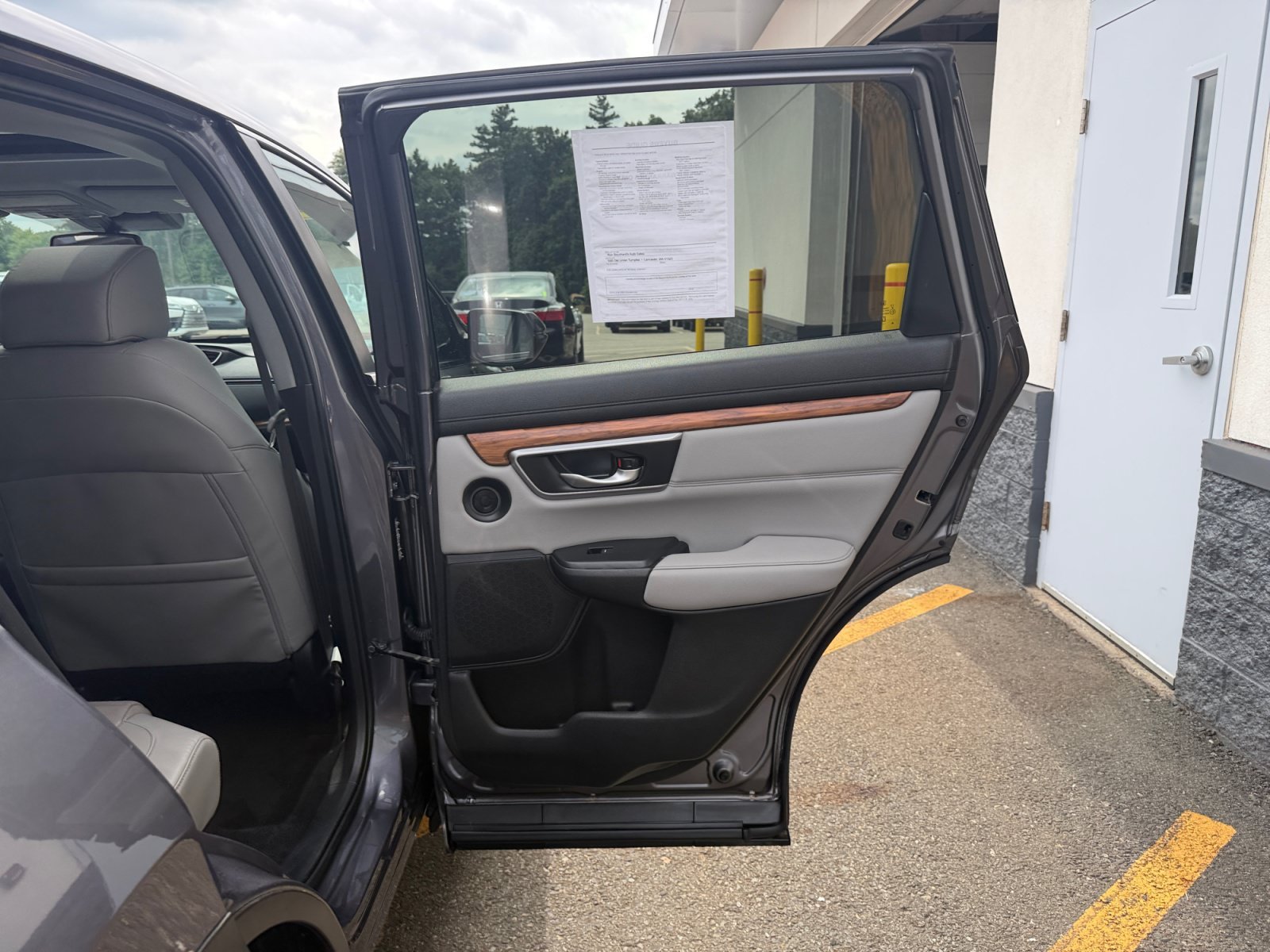 Used 2017 Gray Honda EX-L image 37