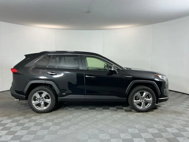 Used 2020 Midnight Black Metallic Toyota Limited image 4