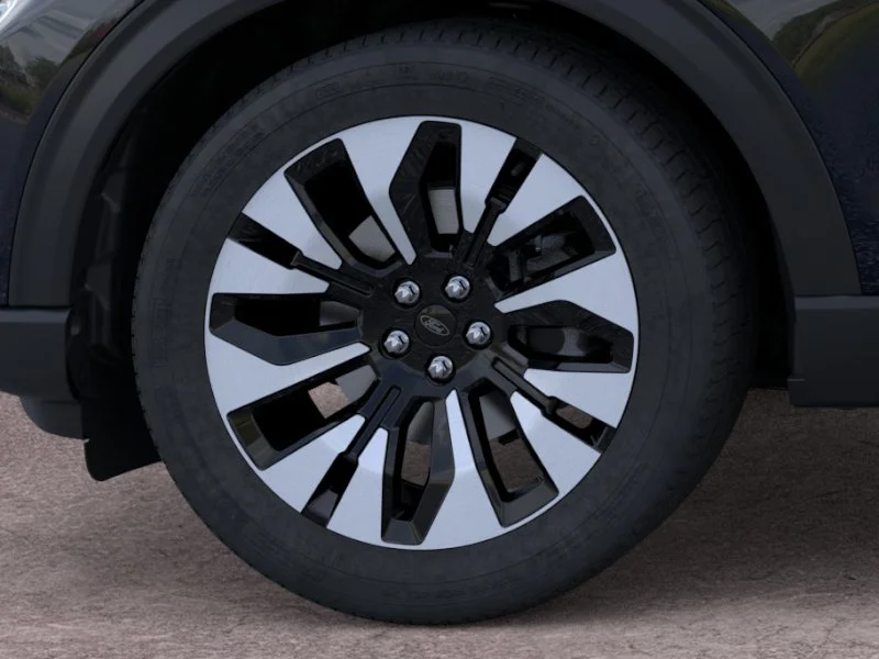 New 2026 Agate Black Metallic Ford Platinum™ image 33