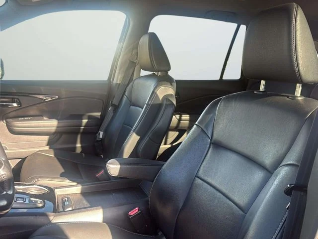Used 2020 Gray Honda Touring image 10