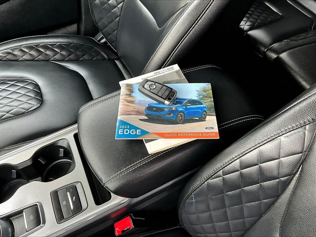 Used 2023 Gray Ford Titanium image 37