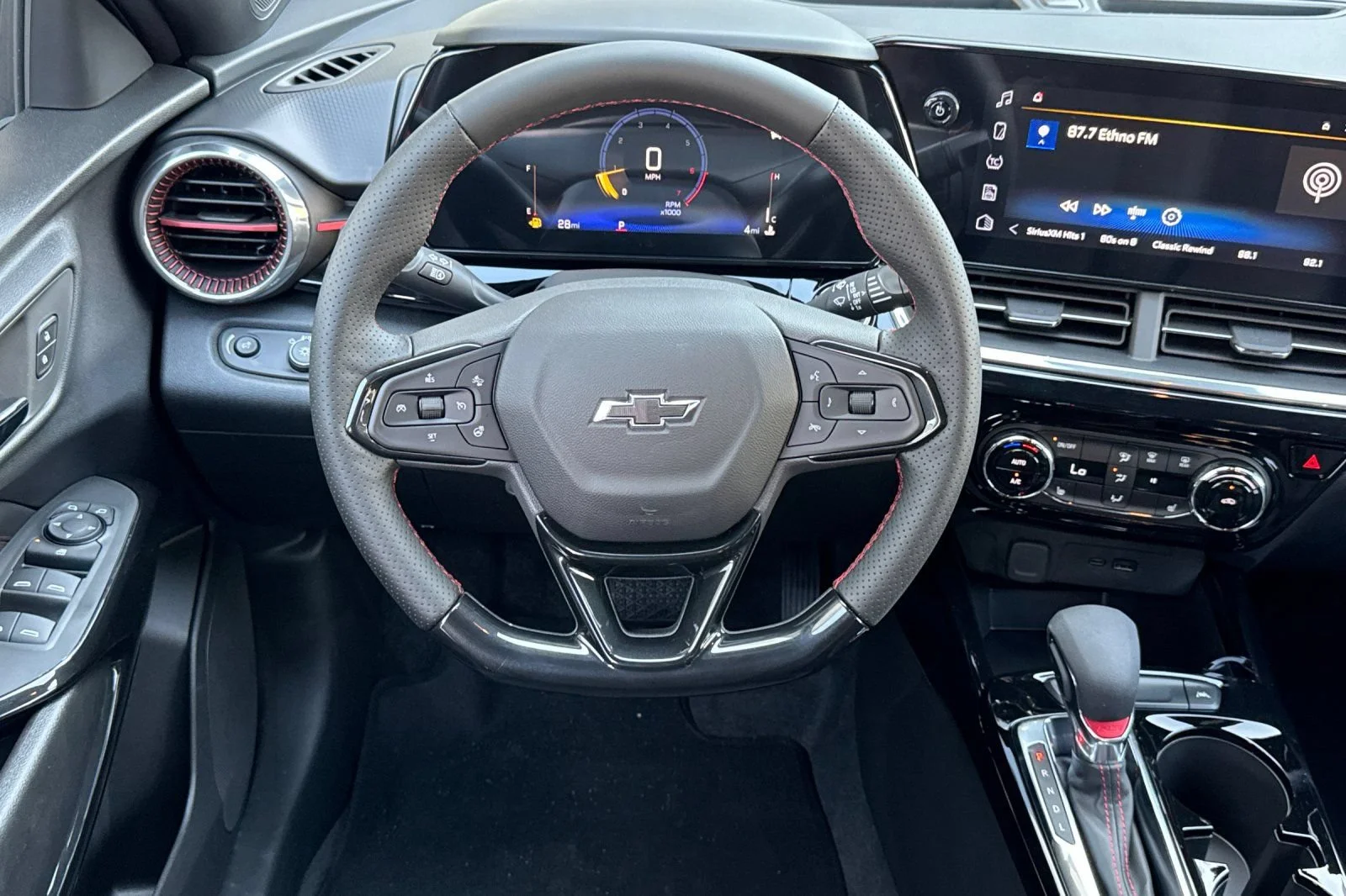 2026 Chevrolet Trax RS - Photo 13