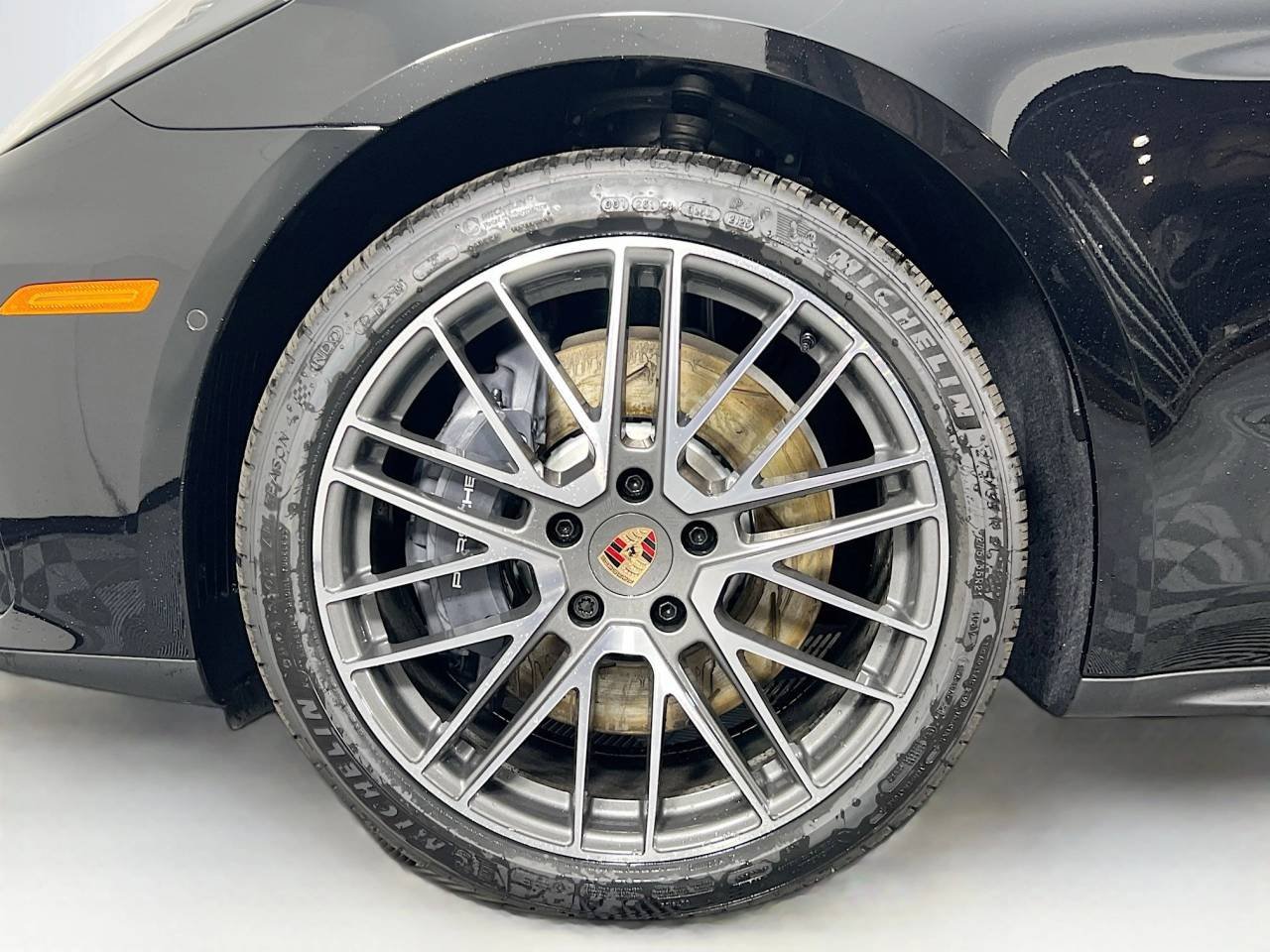 2026 Porsche Panamera 4 E-Hybrid - Photo 33