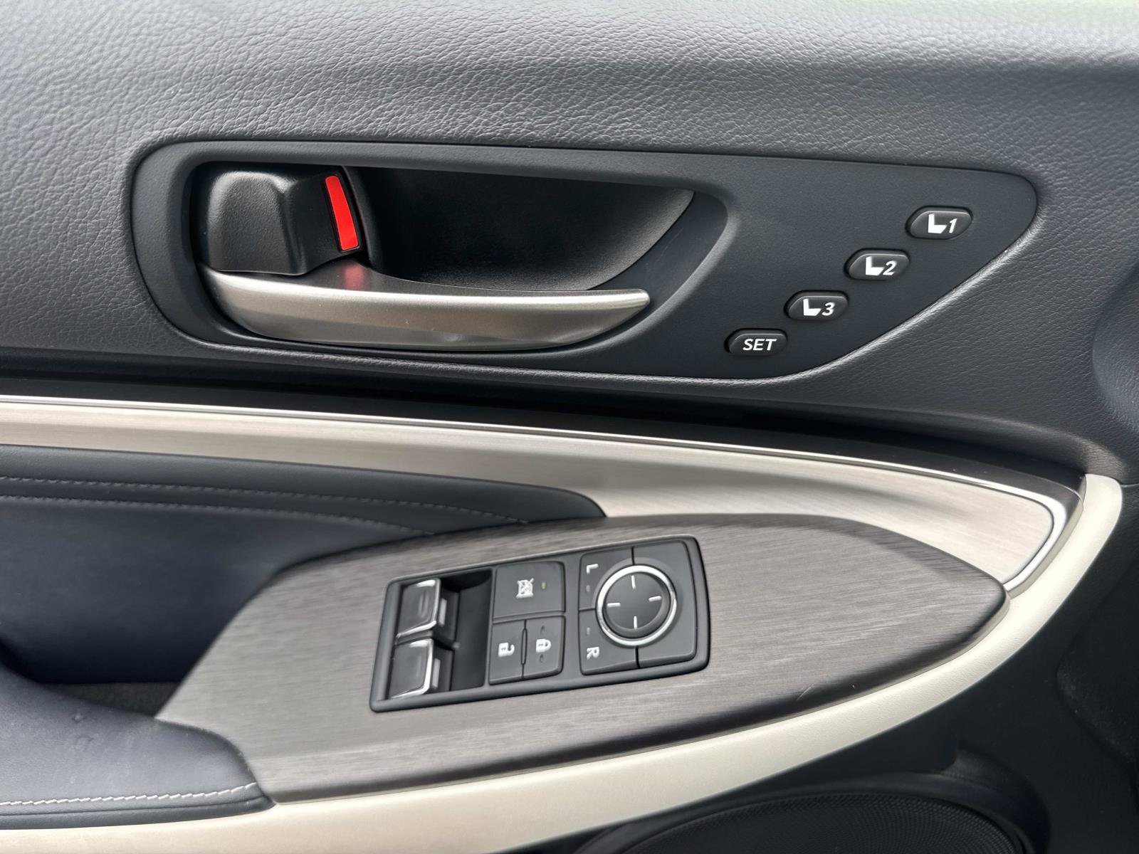 Used 2022 Black Lexus 300 image 21
