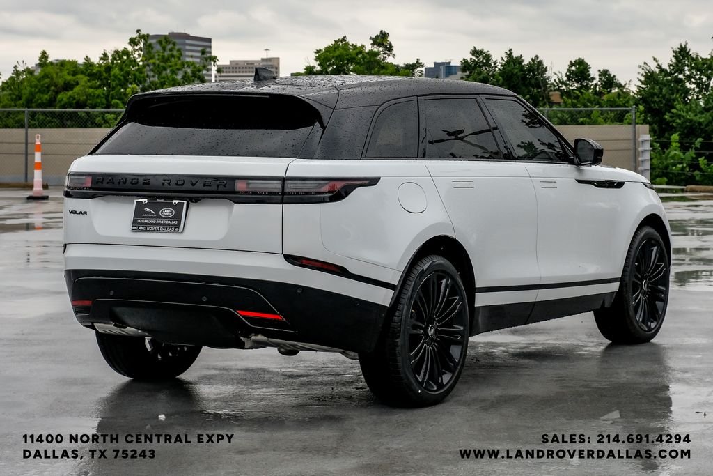 New 2026 Fuji White Land Rover Dynamic SE image 6