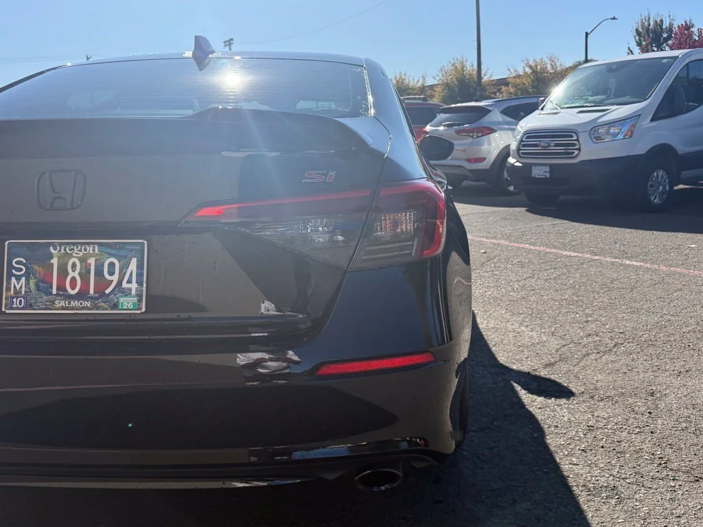 Used 2024  Honda Base image 5