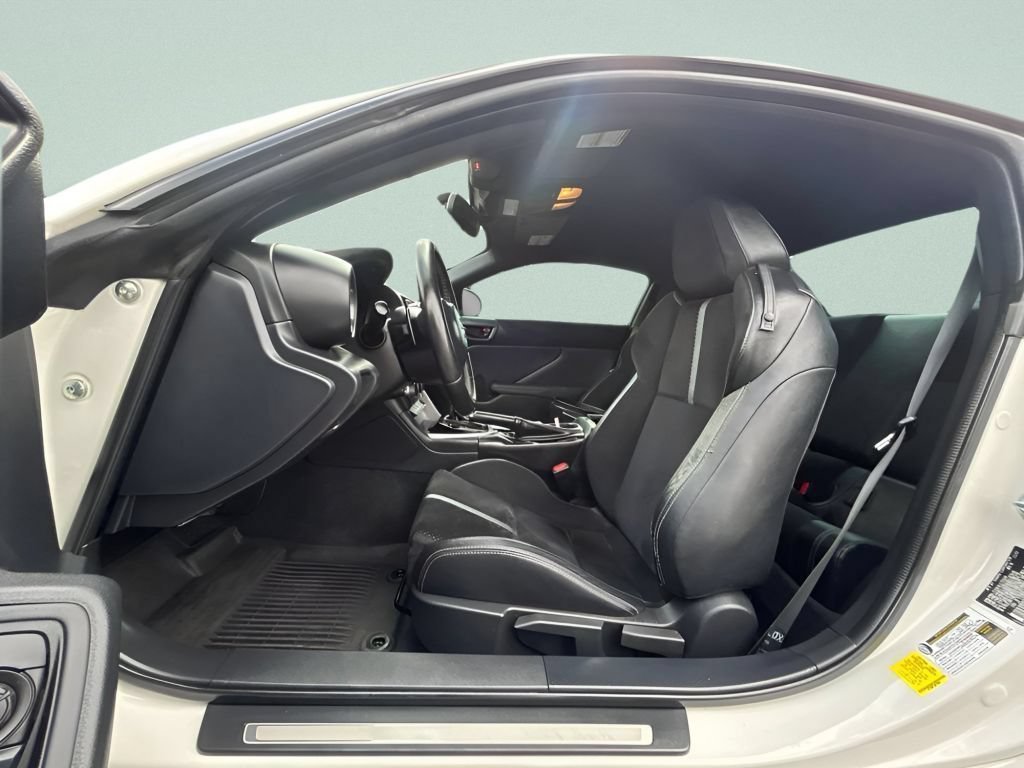 Used 2022 Halo Toyota Premium image 17