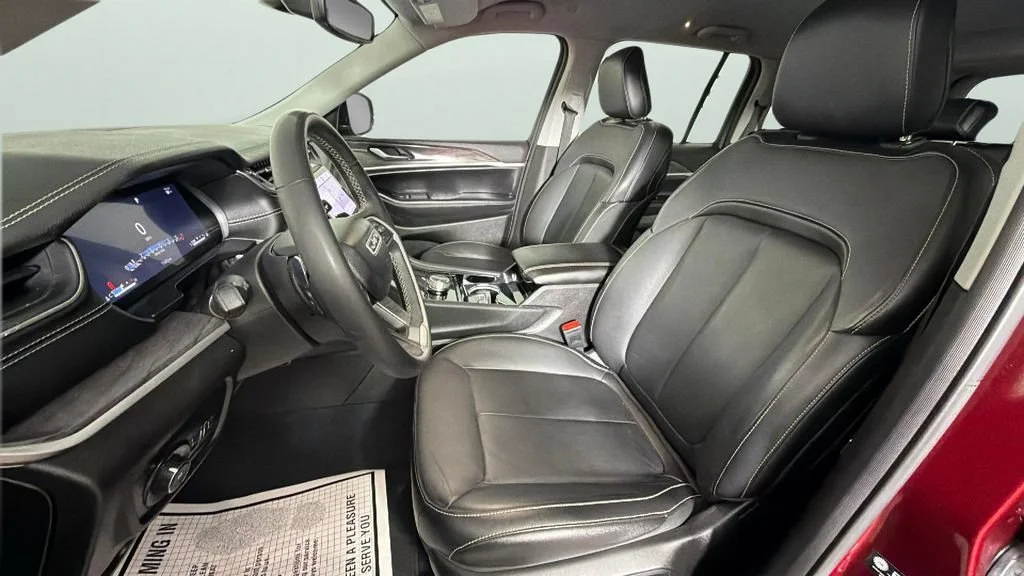 2023 Jeep Grand Cherokee Limited - Photo 17
