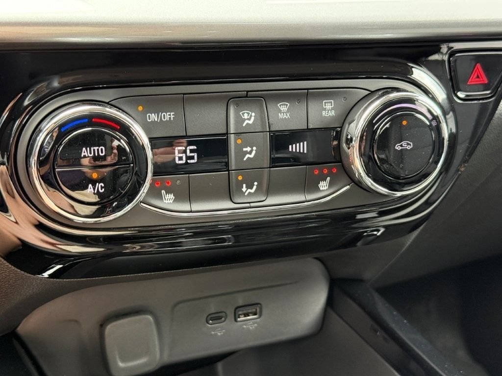 2026 Chevrolet Trax LT - Photo 18