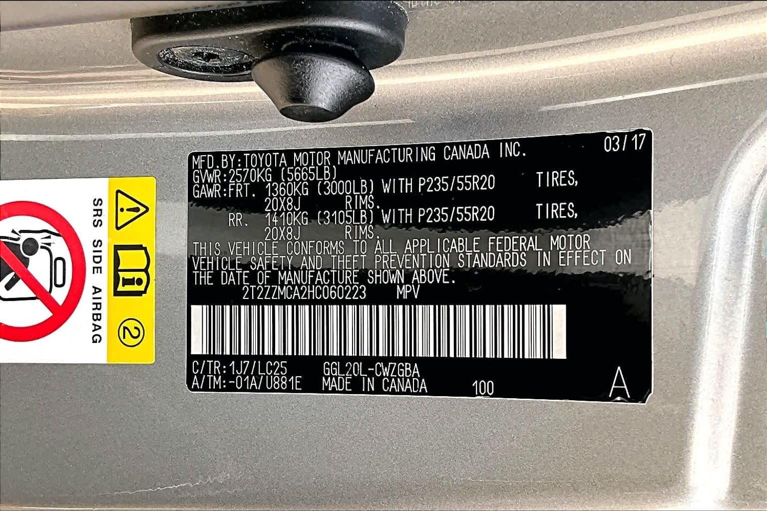 Used 2017 Atomic Silver Lexus  image 34