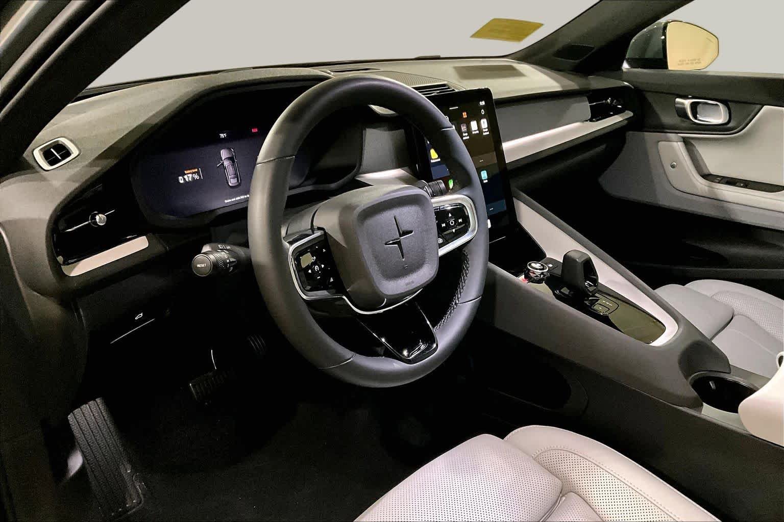 Used 2023  Polestar  image 16