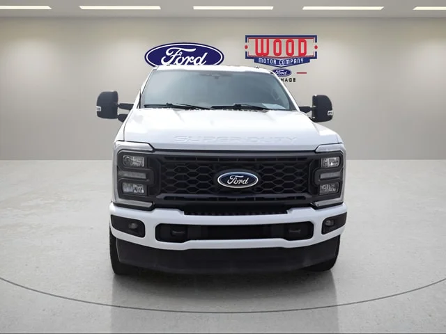 Used 2023 Oxford White Ford XL image 9