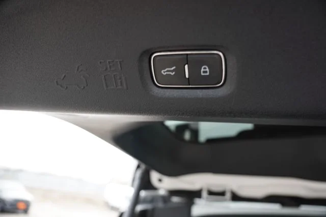 Used 2025 White Ford Active image 24