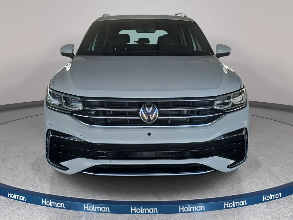 Used 2022 White Volkswagen 2.0T SEL R-Line image 3