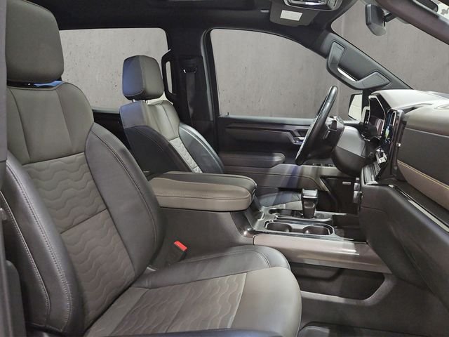 Used 2024 Gray Chevrolet ZR2 image 21