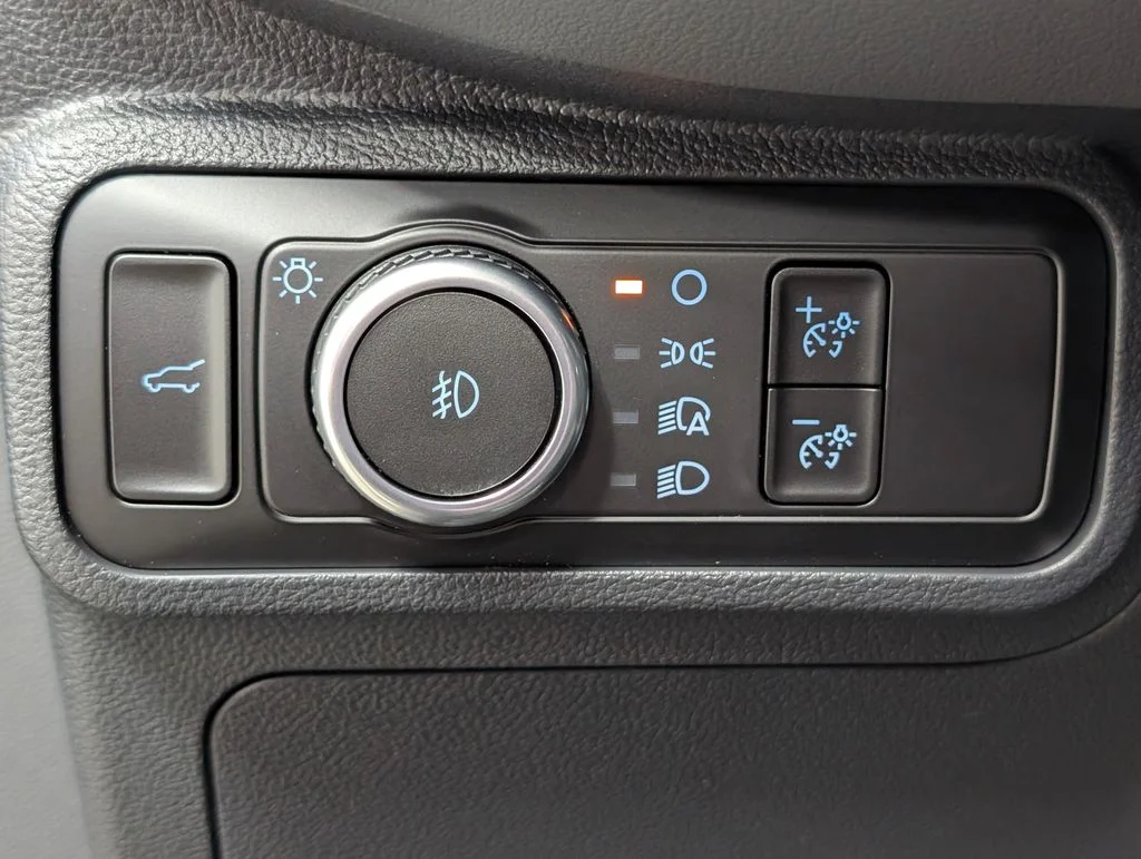 New 2026 Vapor Blue Metallic Ford Active image 9