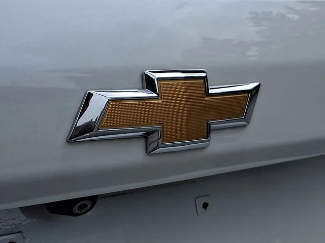 Used 2019 Beige Chevrolet Premier image 33
