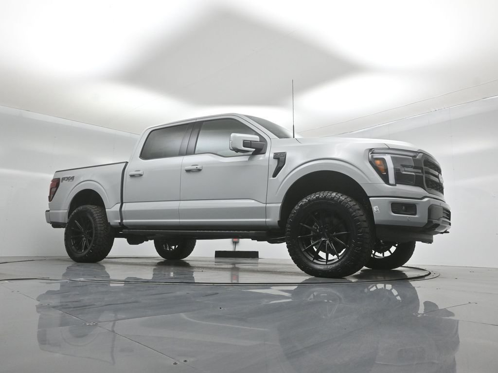 New 2026 Avalanche Ford Lariat image 3